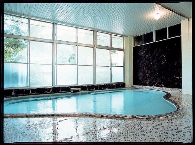 Izumiya Ryokan Uonuma Buitenkant foto