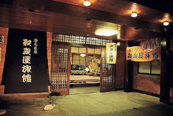 Izumiya Ryokan Uonuma Buitenkant foto